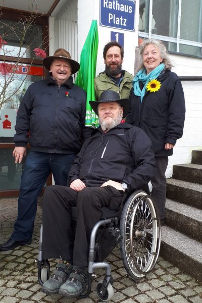 Michael Senft, Uwe Linke (vorne), Jochen Gemke, Doris Popp